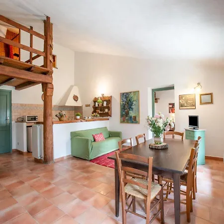 Charming In Collesalvetti With Garden