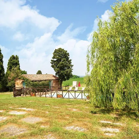 Hébergement de vacances Charming In Collesalvetti With Garden *