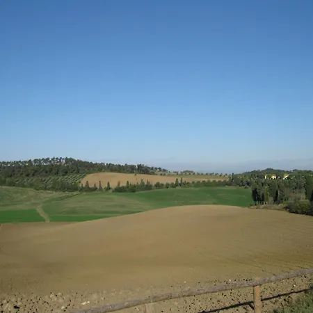 Charming In Collesalvetti With Garden Hébergement de vacances