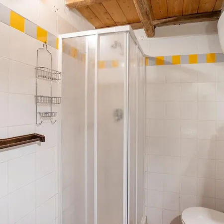 Apartment In Collesalvetti Near Pisa Guasticce