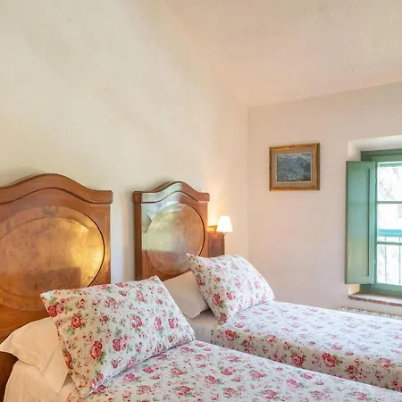 Apartment In Collesalvetti Near Pisa Feriehus *