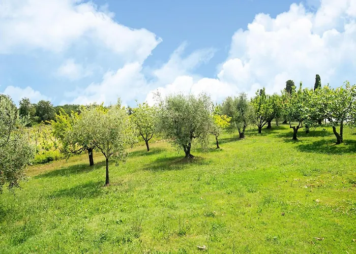 Apartment In Collesalvetti Near Pisa * Guasticce